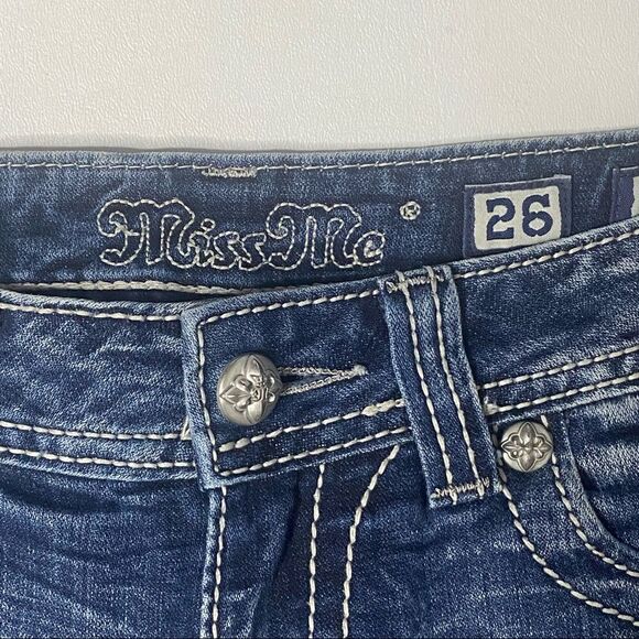 Miss Me | Cuffed Denim Capri’s - Picture 7 of 9